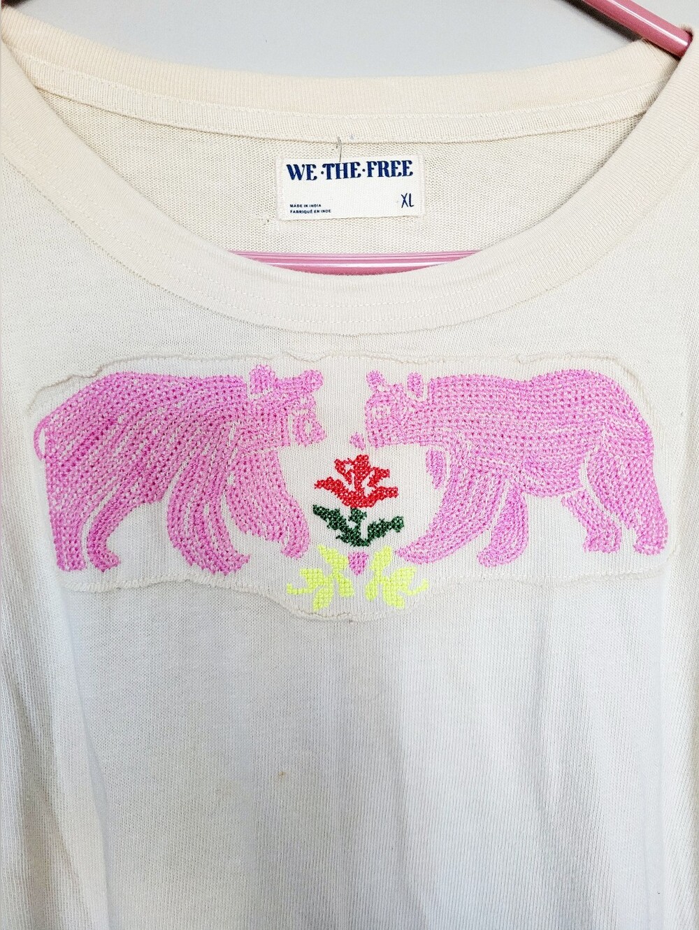 We The Free All My Heart Cream Sweatshirt Pink Bear&Floral Sleeve Embroidery XL - Picture 4 of 16